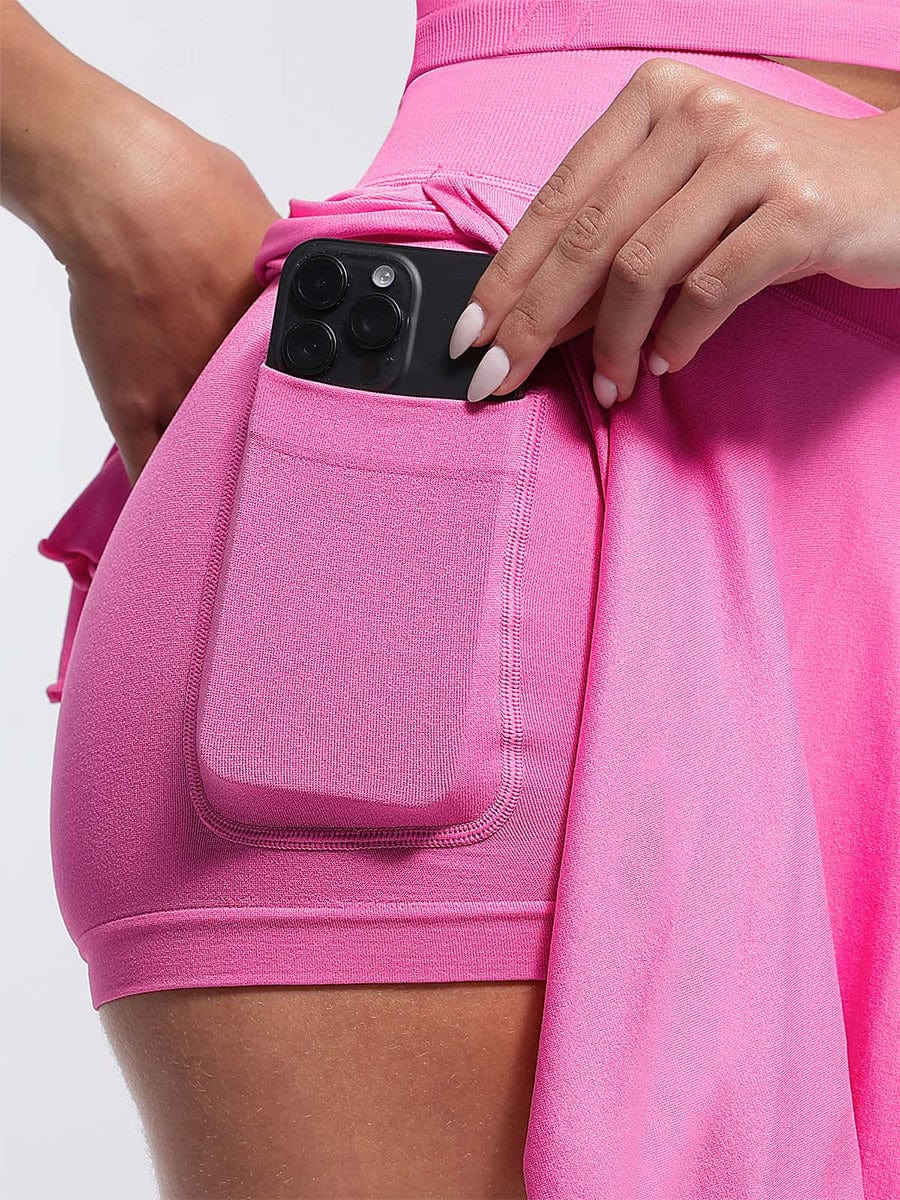 Wholesale Supportive Seamless Sports Top with Built-in Bra & Removable Cups.